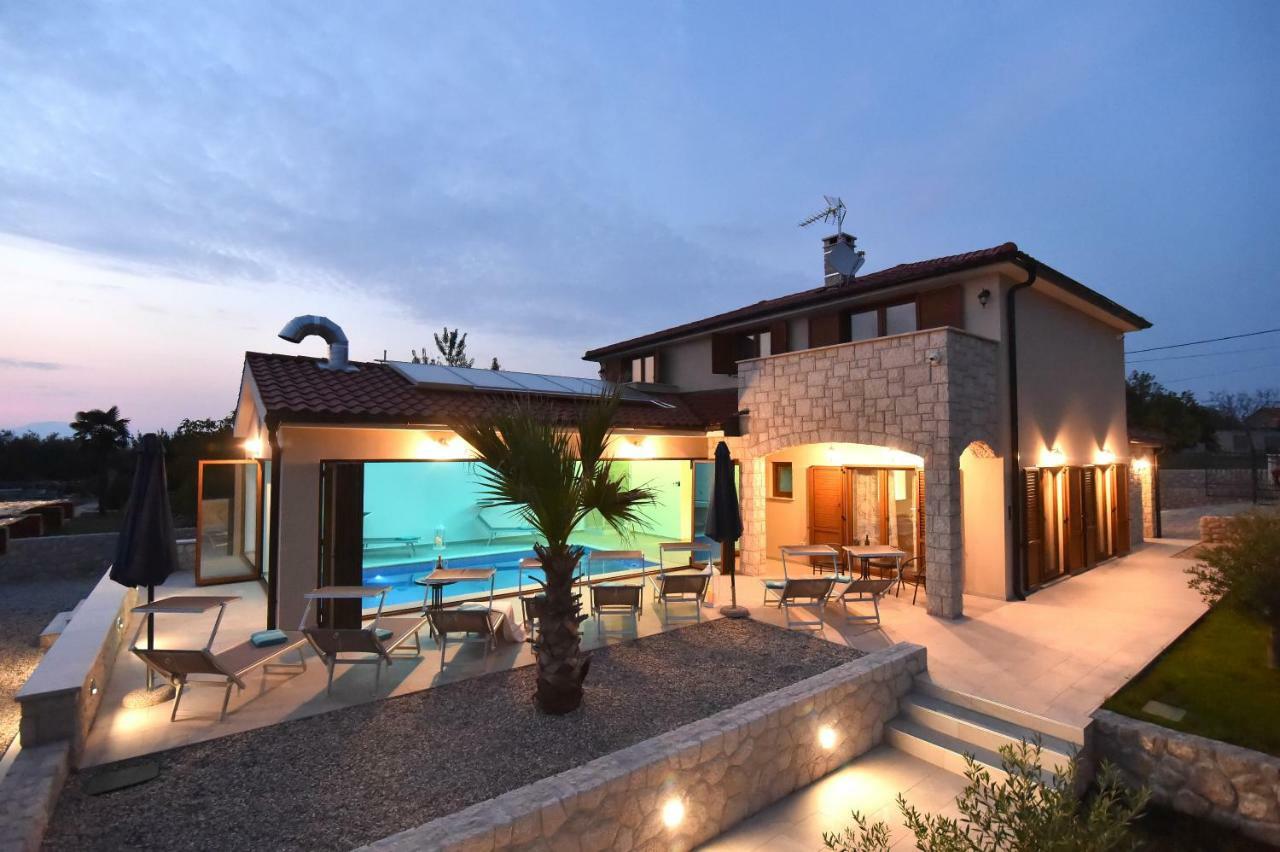 Muskatel -with Heated Pool Willa Brzac