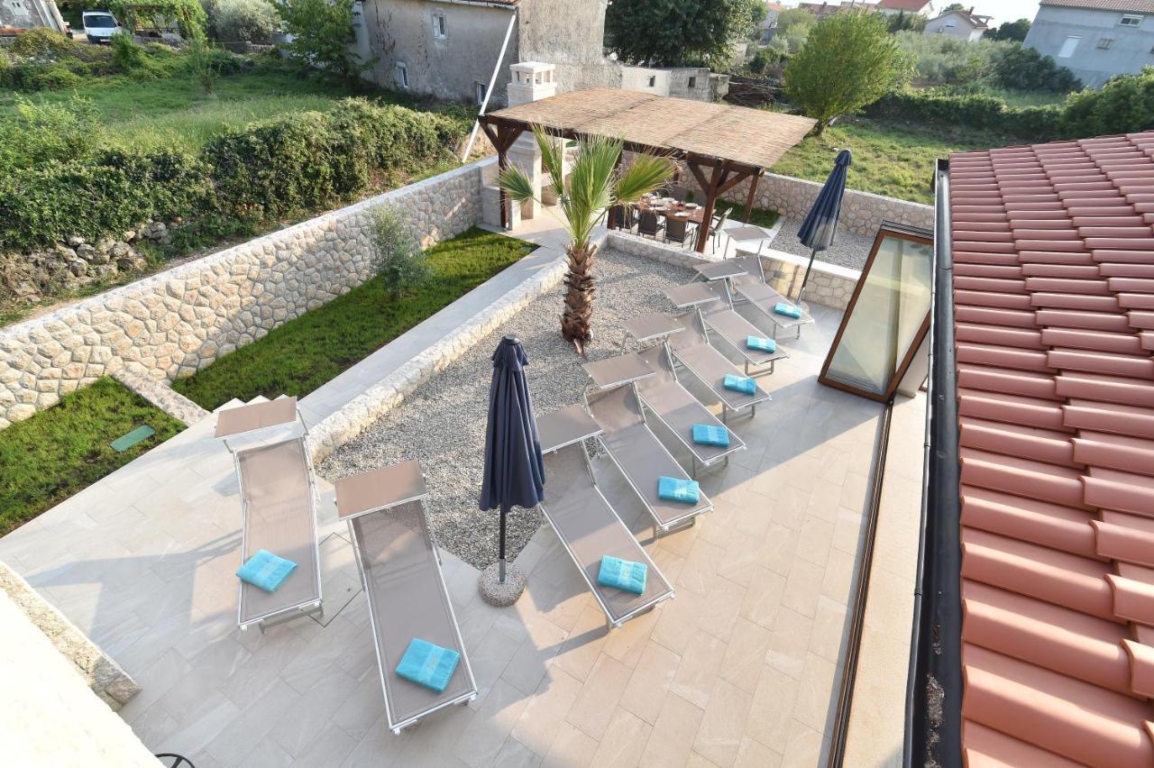 Villa Muskatel -with Heated Pool *