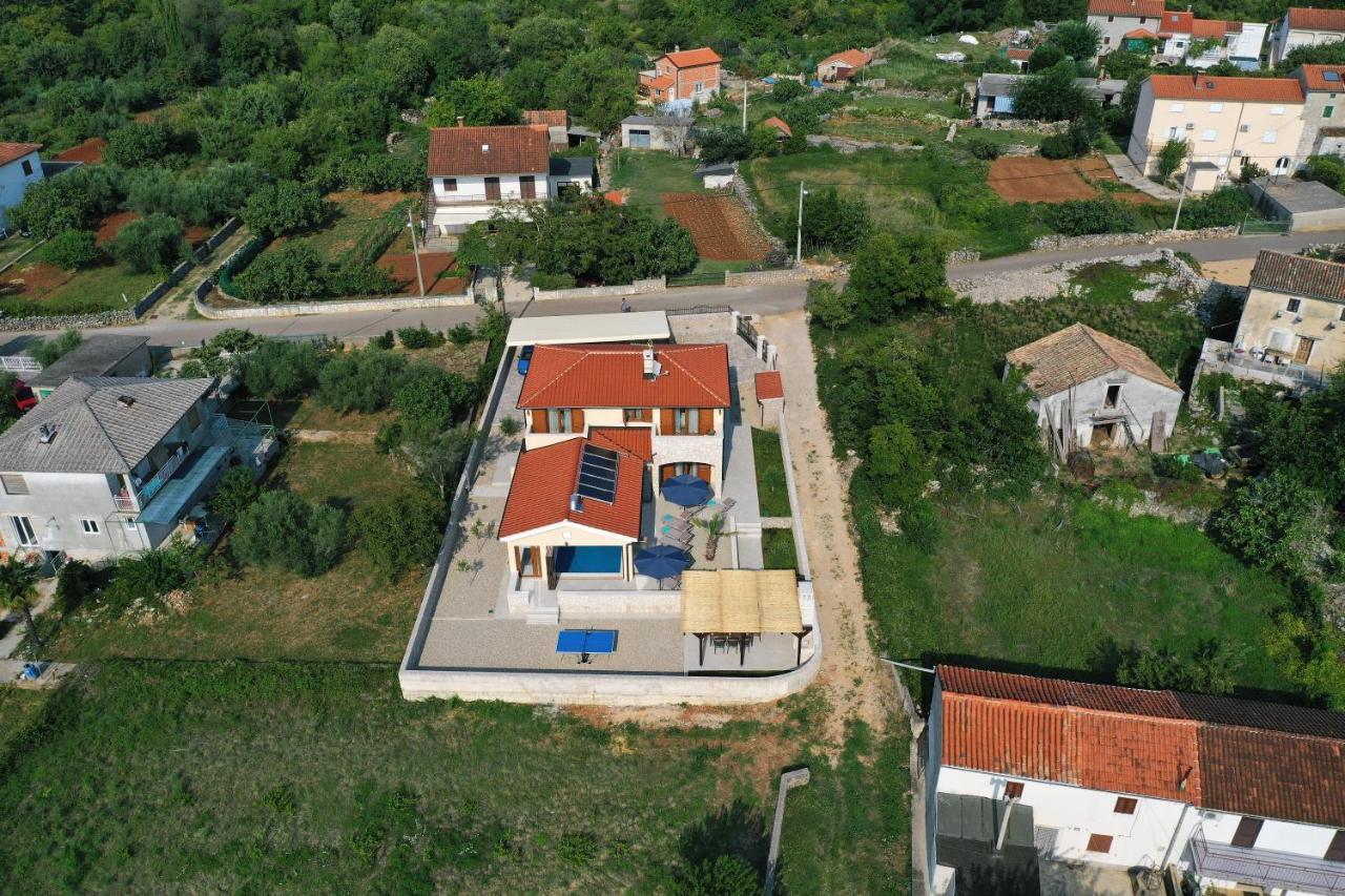 Muskatel -with Heated Pool * Brzac